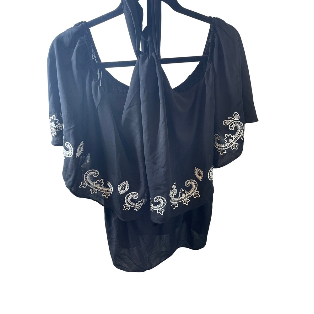 New York & Company 7th Avenue Black Embroidered Halter Cold Shoulder Top XL NWT